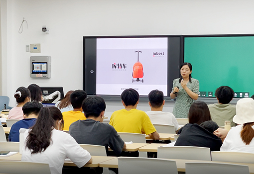 Double screen interactive classroom in Shenzhen Vocational College