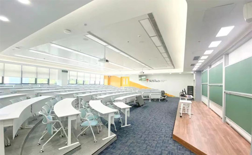 How to Set Up a Hybrid Classroom with the Right Tools in 2025