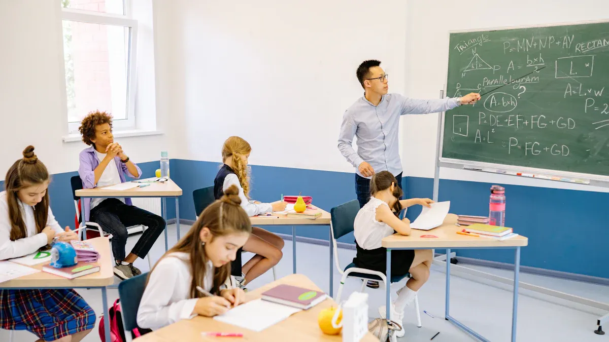 10 Proven Ways to Make Group Learning Work in Classrooms